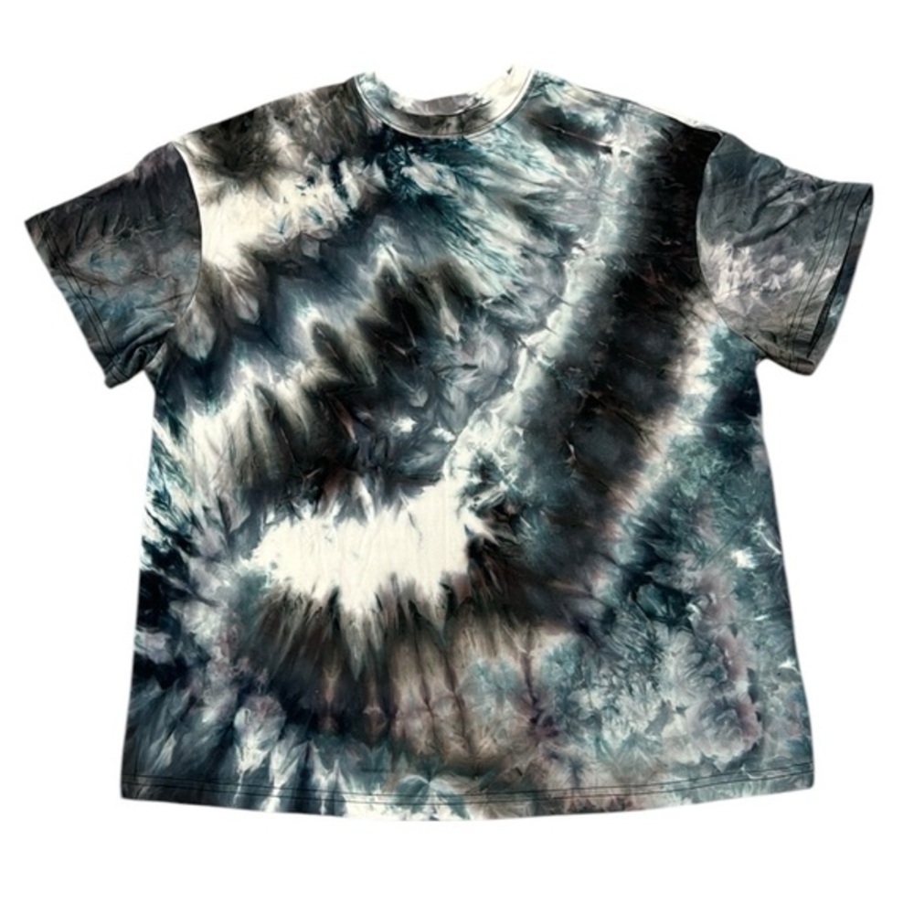 Women’s Tye Die Blue Black Gray White Soft Oversized Short Sleeve Shirt Large
